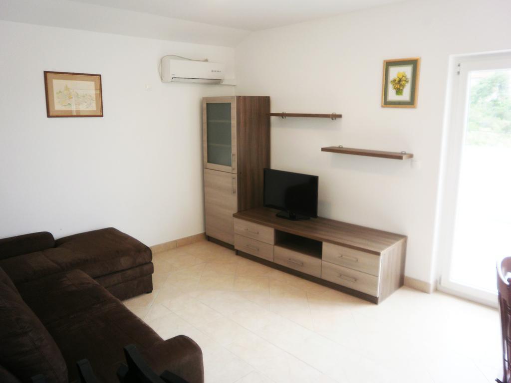 Apartments Lana And Lili Preko Exterior photo
